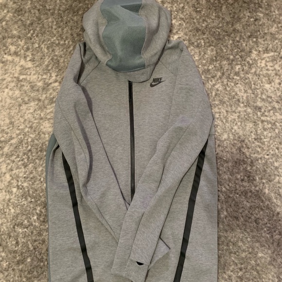 Nike Jackets & Blazers - Nike Tech Heather Gray Long Hoodie